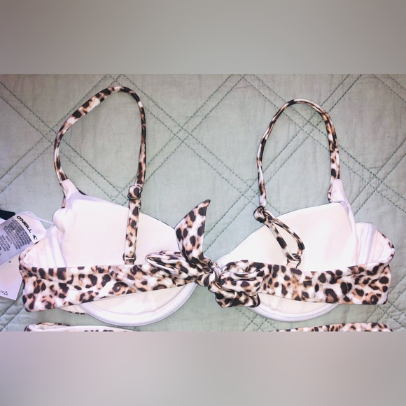 O’Neill bikini top - Picture 6 of 7